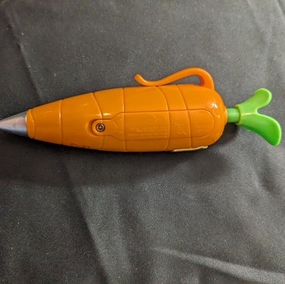 EUC Judy Hop's Carrot Recording Pen from Zootopia - Picture 3 of 6
